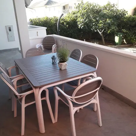 Tatil Evi Luce
