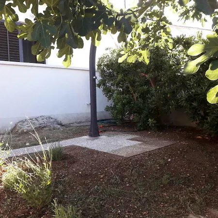 Luce Ferienhaus Povljana