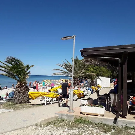 Casa de Férias Luce Povljana